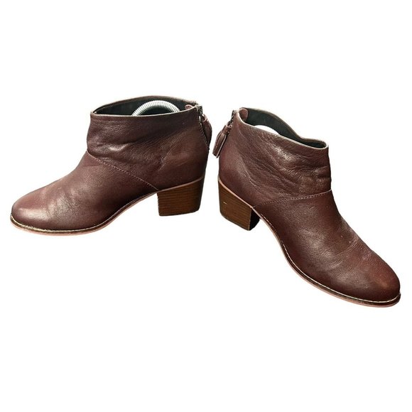 Toms Carpe Diem Women's Size‎ 9 Brown Leather Ankle Boots Booties Tassel Zip Up - Picture 1 of 10